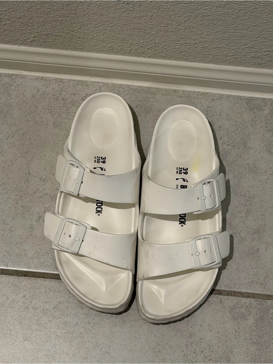 Birkenstock Shoes - Birkenstock Arizona Essentials Sandals White